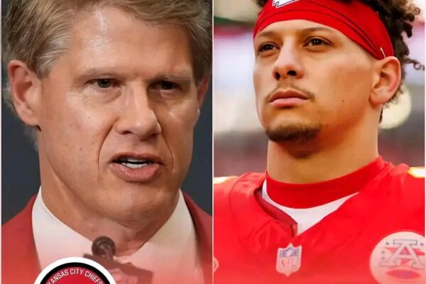Kansas City Chiefs Team President Clark Hunt has officially announced a groundbreaking contract extension with Patrick Mahomes that will keep the superstar quarterback in a Chiefs uniform for life.