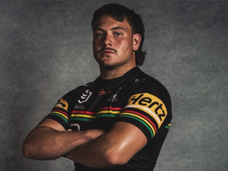 The Penrith Panthers have taken another confident step toward securing their long-term future, officially re-signing rising talent Zakauri Clarke on a deal that will keep him at the club until the end of the 2028 NRL season.